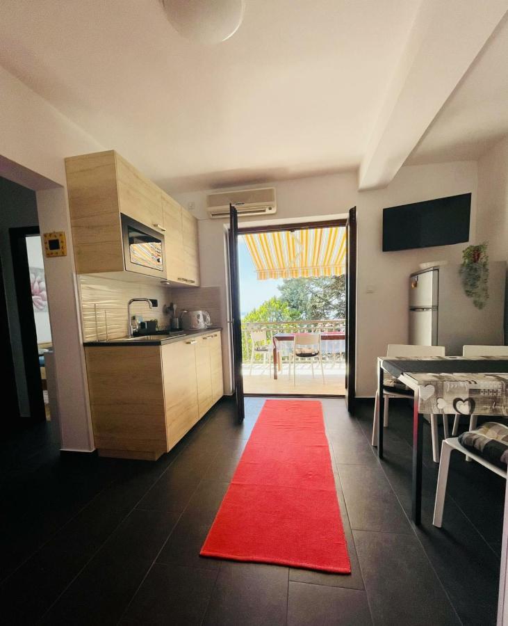 קרק Vila Beleca Krk - Apartments Rest & Sea מראה חיצוני תמונה