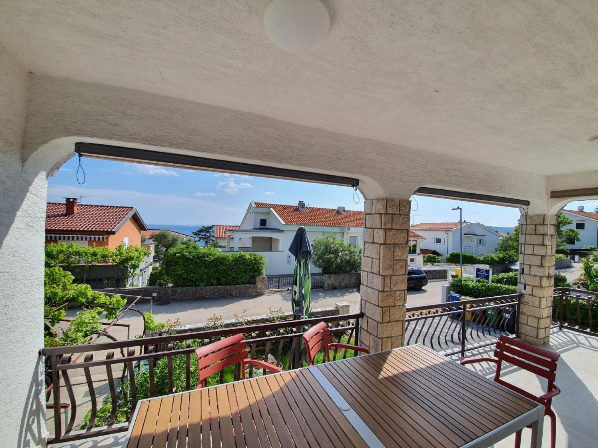 קרק Vila Beleca Krk - Apartments Rest & Sea מראה חיצוני תמונה
