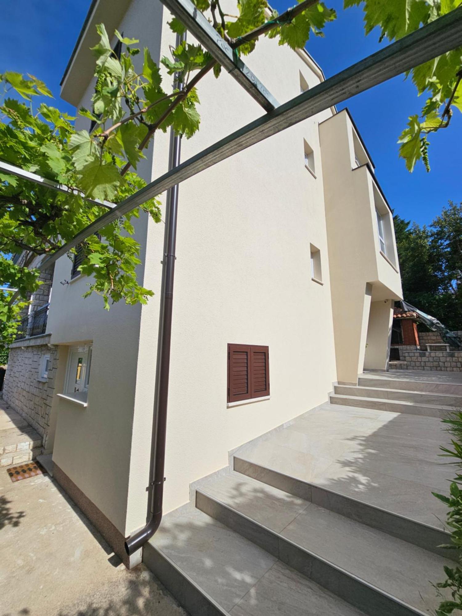 קרק Vila Beleca Krk - Apartments Rest & Sea מראה חיצוני תמונה